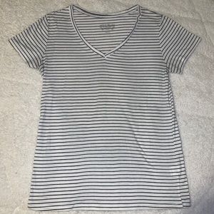 v-neck striped t-shirt